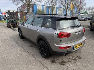 krockskadad bil auto Mini Clubman 1.5 100KW Autom. Pano Clima Navi Led Cooper Business 2019/8