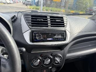 Suzuki Alto 1.0 50KW Airco Celebration 5-Drs EASSS NAP picture 8