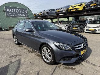 skadebil auto Mercedes C-klasse 350e Hybrid 155KW Autom. Clima Navi Led Xenon Burmester 2015/12