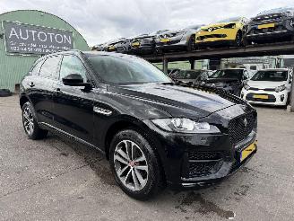 Vaurioauto  passenger cars Jaguar F-Pace 2.0T 184KW Autom. AWD Clima Navi Led Xenon Portfolio 2018/9