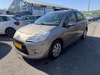 krockskadad bil auto Citroën C3 1.4 54KW Airco 5-Deurs Dynamique NAP 2011/3