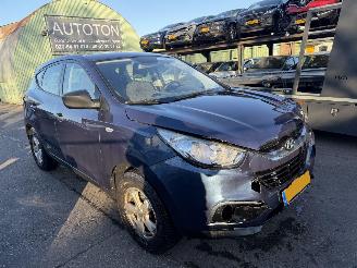 krockskadad bil auto Hyundai Ix35 2.0i 120KW Active Airco NAP 2010/6