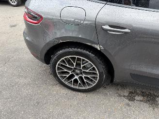 Porsche Macan 3.0 D S 190KW Autom. Pano Clima Navi Camera Led Xenon picture 23