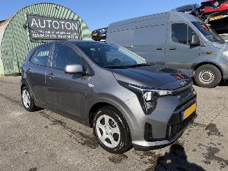 krockskadad bil auto Kia Picanto 1.0 DPI 46KW DynamicLine Clima Navi Led Camera NAP 2024/12