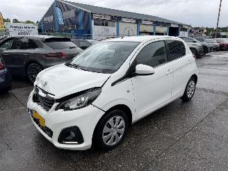 škoda osobní automobily Peugeot 108 1.0 e-VTI 50KW Airco Led 5-Drs Active NAP 2015/9