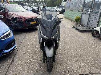 Yamaha XMAX 400 ABS 23KW picture 3