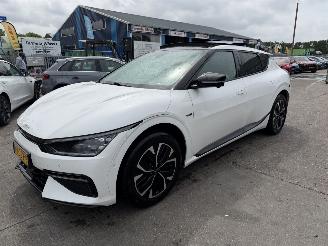 Unfallwagen Kia EV6 77.4 kWh 168KW GT-Line Pano Clima Navi HUD 360 Camera NAP 2021/12