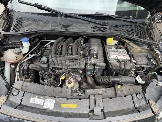 Citroën C4 cactus 1.2 e-VTI Autom. 60KW Pano Clima Navi Camera Led Business NAP picture 18