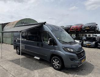 Schade camper Adria  Camper 600 Twin SPT Vast bed Luifel Keuken Koelkast WC Clima Navi 2015/7