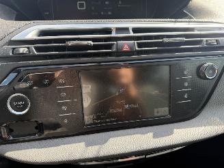 Citroën C4-picasso 1.2 96KW Clima Navi Led Pano Keyless Intensive NAP picture 9