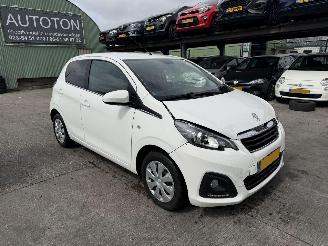 Unfallwagen Peugeot 108 1.0 e-VTI 53KW Led Airco 5-Drs Active NAP 2020/1