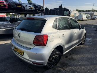 Volkswagen Polo 1.0 55KW Airco 5-Deurs First Edition picture 2