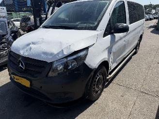 škoda osobní automobily Mercedes Vito 116CDI 120KW 8-Pers  Automaat Tourer Lang Airco Pro NAP 2023/1