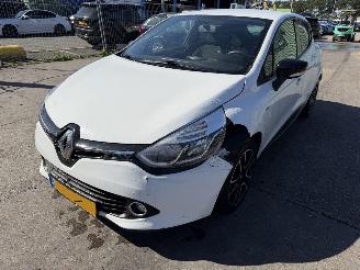 Renault Clio 0.9 TCE 66KW Clima Navi Led 5-Drs Night & Day picture 5