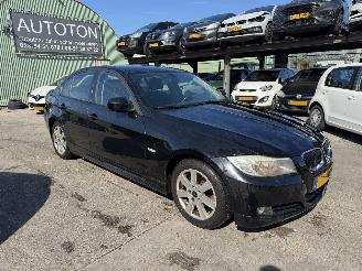 Voiture accidenté BMW 3-serie 318i 105KW Autom. Clima Executive Sedan 2009/3