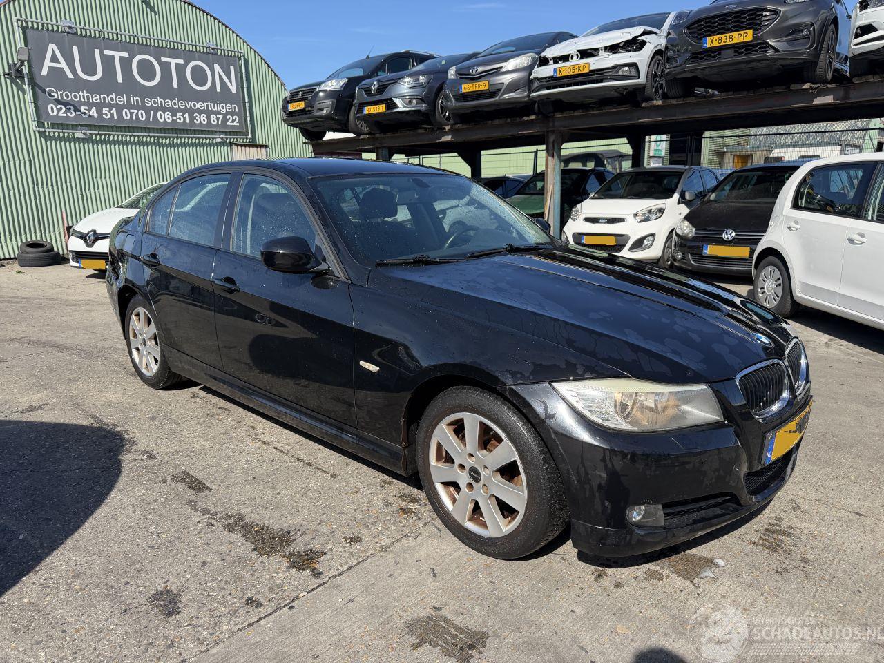 BMW 3-serie 318i 105KW Autom. Clima Executive Sedan