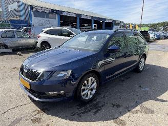 skadebil auto Skoda Octavia 1.6 TDI 85KW DSG Clima Navi Camera Greentech Ambition Business NAP 2018/1