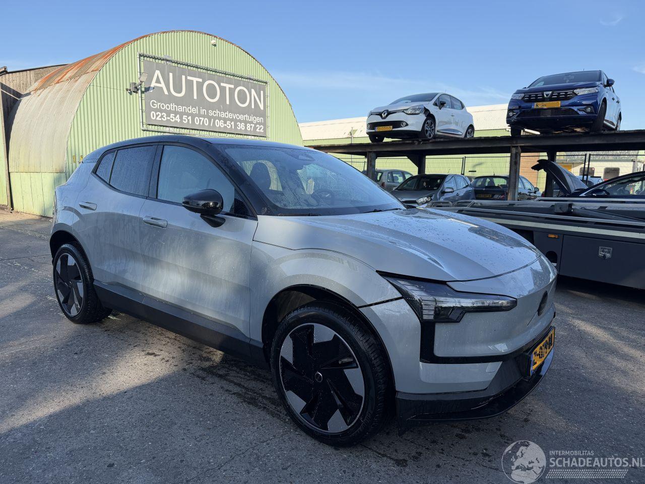Volvo EX30 69 kWh 200KW Single Motor Extended Range Plus Clima Navi Led NAP