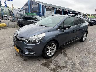 skadebil auto Renault Clio 0.9 TCE 66KW Clima Navi Led Limited NAP 2016/9