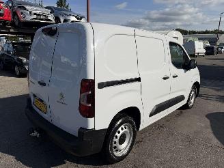 Peugeot Partner 1.5 Bluehdi 73KW Navi Airco Camera S&S L1 NAP picture 2
