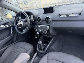 Audi A1 1.0 TFSI 70KW Pano Navi Airco Sportback Proline picture 7