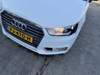 Audi A1 1.0 TFSI 70KW Pano Navi Airco Sportback Proline picture 16