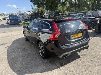 Volvo V-60 2.4 D6 Twin Engine 162KW Autom. Schuifdak Clima Navi Camera Led R-Design NAP picture 4