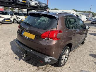 Peugeot 2008 1.2 VTI 60KW Clima Navi Led Active NAP picture 4