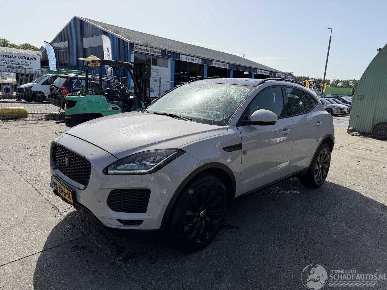 Jaguar E-Pace 2.0 P250 AWD 183KW Autom. HSE Pano HUD Clima Navi NAP