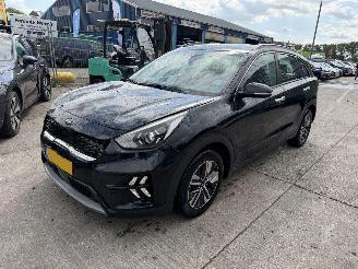Vaurioauto  passenger cars Kia Niro 1.6 GDI 77KW Hybrid Clima Navi Camera Led Dynamicline 2019/8
