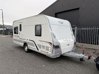  LMC  470D Musica Munsterland Vastbed Middenkeuken Rondzit 2010/8