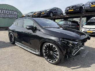 Schadeauto Mercedes EQE SUV 350 91kWh 215KW Pano 4Matic Sport Edition Sfeerverlichting Hud NAP 2025/10