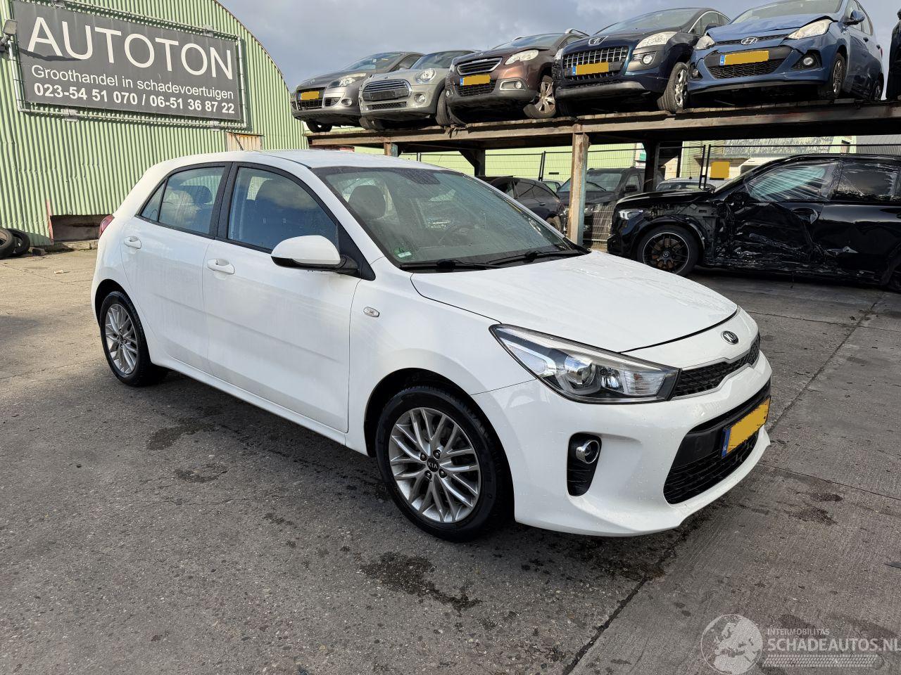 Kia Rio 1.0 TGDI 74KW Navigator Camera Clima Led ComfortPlusLine 5-Drs NAP