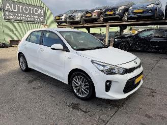 skadebil auto Kia Rio 1.0 TGDI 74KW Navigator Camera Clima Led ComfortPlusLine 5-Drs NAP 2017/4