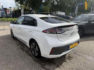 Hyundai Ioniq 1.6 GDI Hybrid Comfort Plus Clima Navi picture 3