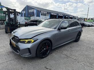 Unfallwagen BMW 3-serie 330e xDrive 215KW Pano Clima Navi Hud 2023/1