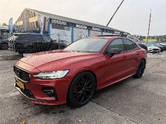Schadeauto Volvo S-60 2.0 T5 184KW Autom. Pano Clima Navi R-Design HUD NAP 2019/5