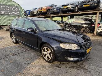 Volvo V-70 2.0 D3 110KW Schuifdak Clima Navi Polar NAP picture 1