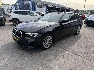 BMW 3-serie 320e 150KW Autom. Pano Clima Navi NAP picture 5