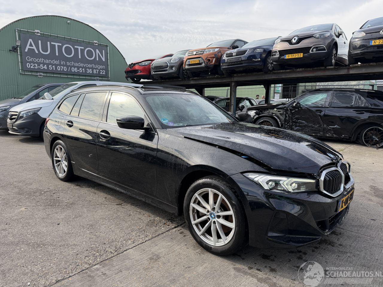 BMW 3-serie 320e 150KW Autom. Pano Clima Navi NAP
