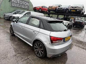 Audi A1 1.0 TFSI 70KW Navi Airco Sportback NAP picture 3