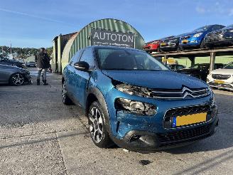 Damaged car Citroën C4 cactus 1.2 pure tech Feel 2019/1