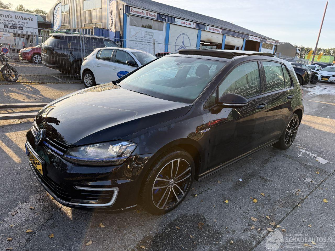 Volkswagen Golf 1.4 GTE 110KW Pano Clima Navi Led NAP