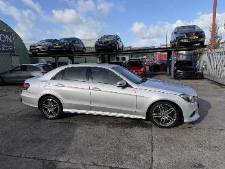Auto incidentate Mercedes E-klasse 220 Bluetec 125KW Automaat AMG Edition Clima Navi Led Xenon NAP 2015/12