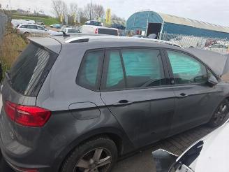 Vrakbiler auto Volkswagen Golf Sportsvan  2017/4