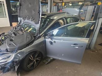 Volvo V-40 V40 (MV), Hatchback 5-drs, 2012 / 2019 2.0 D4 16V picture 3