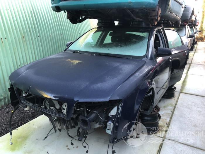 Audi A4 A4 (B6), Sedan, 2000 / 2005 2.0 20V
