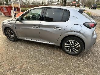 Peugeot 208 1.2 Allure picture 7