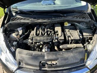 Peugeot 208 1.2 Signature picture 20