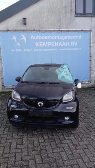 Autoverwertung Smart Forfour Forfour (453) Hatchback 5-drs 0.9 TCE 12V (M281.910) [66kW]  (09-2014/=
=2E..) 2017